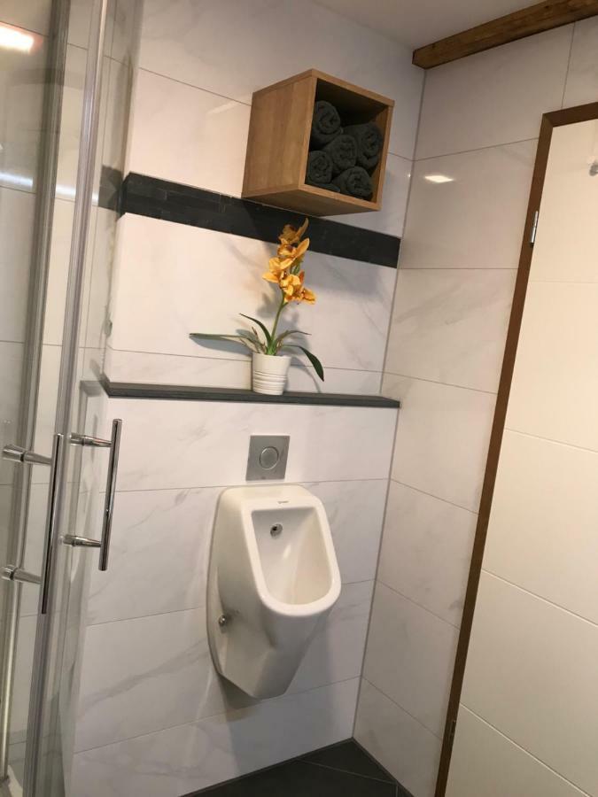 Wieko Ferienwohnungen - Luxus Pur Im Prinz Von Preussen Bad Elster Bagian luar foto
